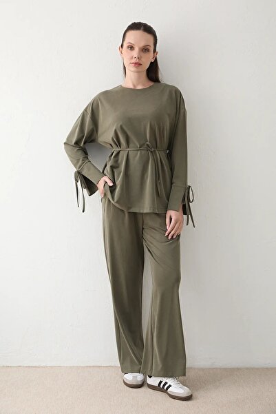 Melike Tatar Basic Suit with Sleeve Detail Haki̇ 2627
