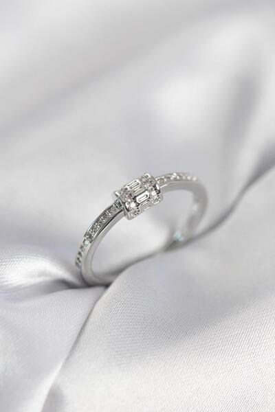 Inure Jewelry خاتم نسائي نحاسي فضي اللون مرصع بحجر الزركون