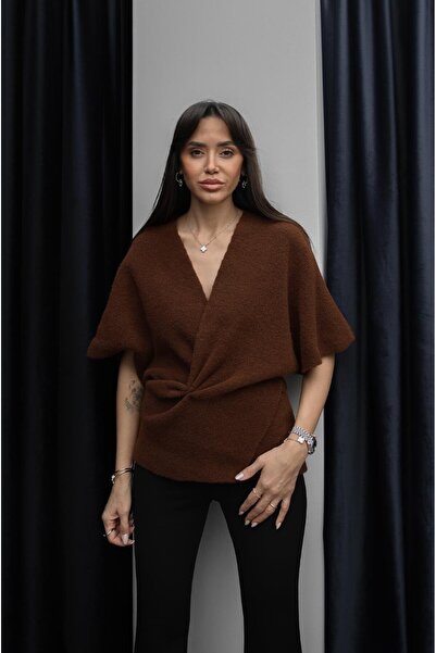 Havoş Brown Sweater with Knot Detail on the Front