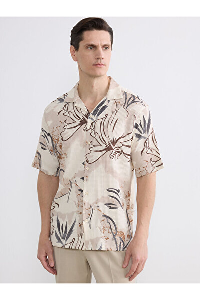 LC Waikiki Rmz Gi̇yi̇m Farkiyla Standard Fit Cuban Roba Collar Embroidered Me...