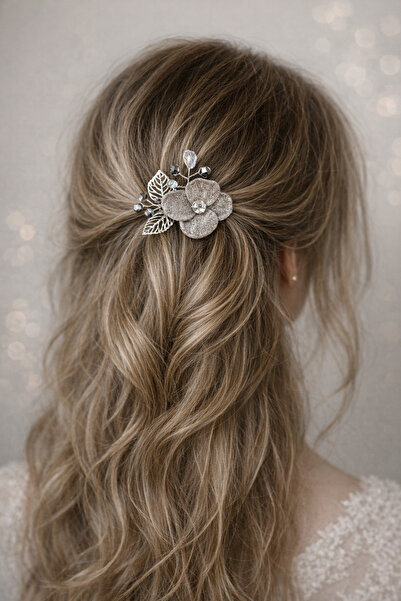 Eva Flore Agrafă de păr cu model floral, frunze de perle și bronz strălucitor...