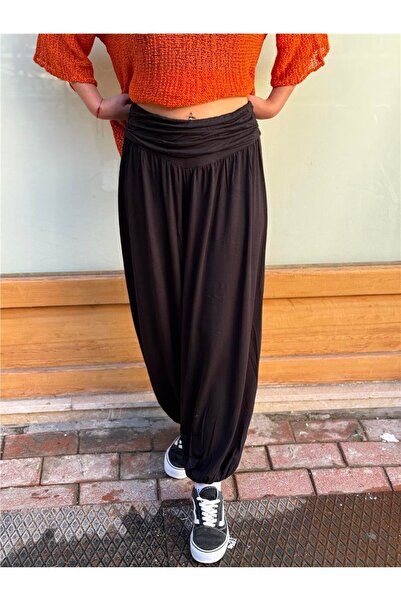 Miss Boheme Black Color Nova Gipe Waist Detailed Trousers