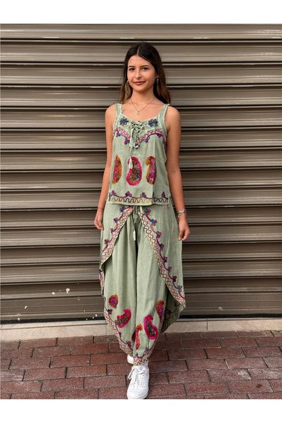 Miss Boheme Green Color Embroidered Trousers and Blouse Set