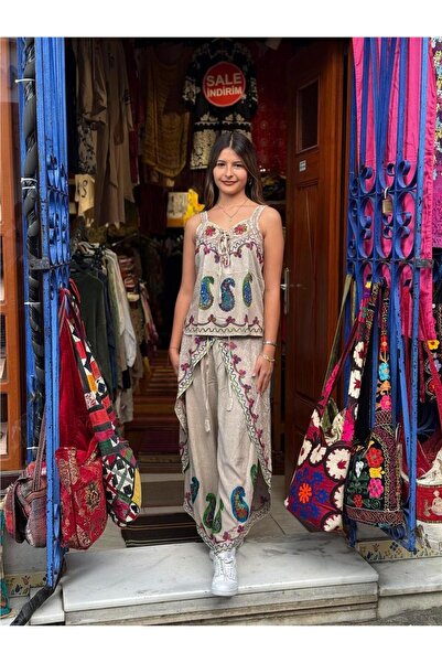 Miss Boheme Beige Color Embroidered Pants and Blouse Set