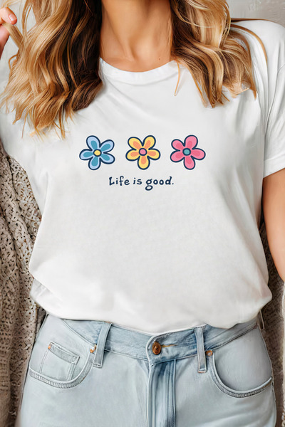Sarah's Boutique Women's T-shirt – 100% cotton – "Life is Good"