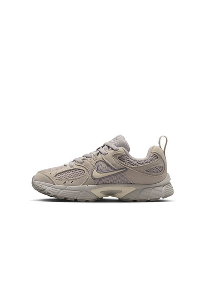古着 NIKE INTERN VINT80’s MADE IN JAPAN Nike Retro Sneaker Modelleri 🌟 Konfor ve Şıklık Burada!