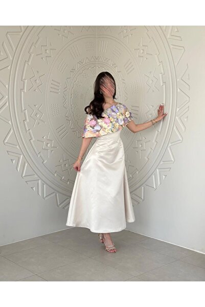 revan Boutique A Korean rose dress with elegance