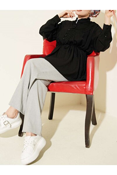 Burcia V Ribbed Half-Buttoned Tunic