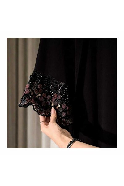 Lamsa عباية سارة _عباية سوداء عملية ومريحة مع تطريز الاكمام ملفت وانيق