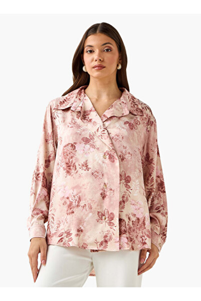 FAV قميص بنقشة زهور وحافة غير متساوية