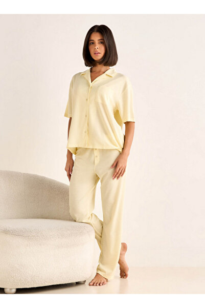 FAV طقم بيجاما مكون من قميص بأزرار وبنطال