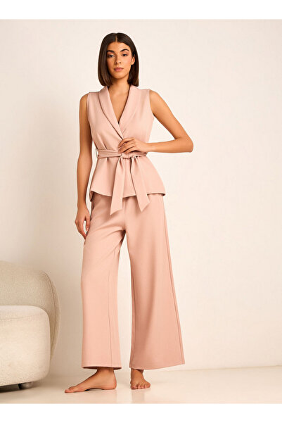 FAV طقم من قطعتين: لفّ ملفوفة وبنطال واسع الساق