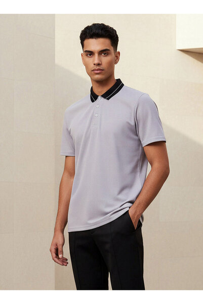 FAV Men Short Sleeves Contrast Collar Polo T-shirt