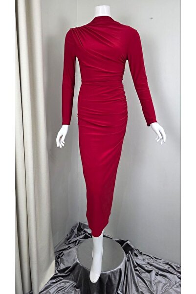 LEVAR long red dress with long sleeves