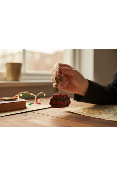 Dekor Stranger Things “Upside Down” Anahtarlık