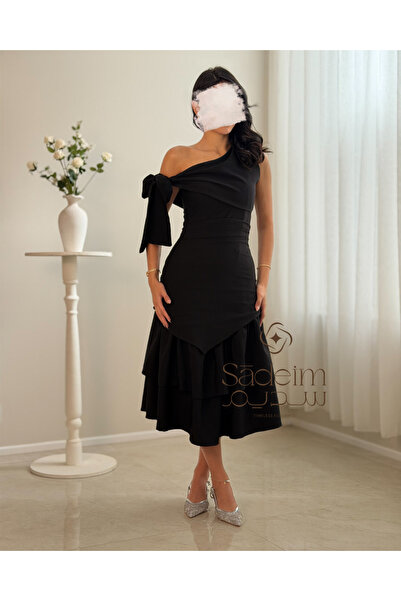 SADIEM A soft and elegant dress with smooth layers