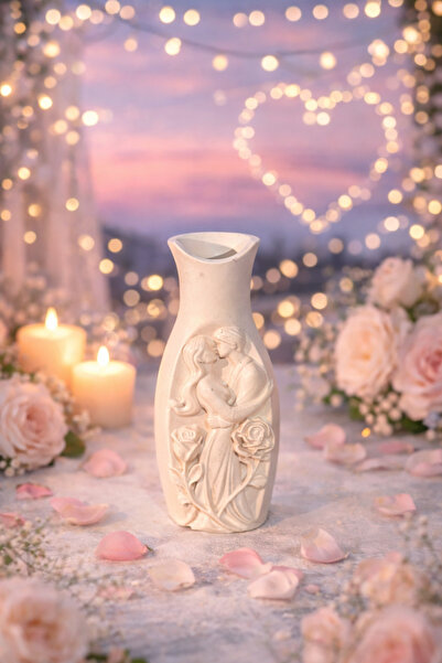 ROSEALYAM Romantik Çift Figürlü Dekoratif Seramik Vazo – Krem Renk, Gül Detay...