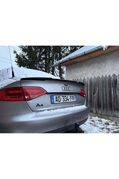 Audi Eleron portbagaj A4 B8 Model M4 V stil negru