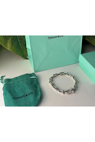 Generic Designer bracelet with accessories
