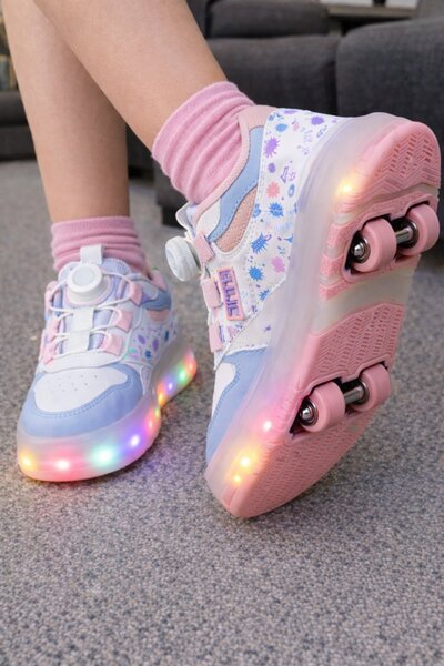 TÇ Tarz Çocuk Kaykaylı Çocuk Ayakkabısı – Işıklı Patenli Tekerlekli Spor Ayak...