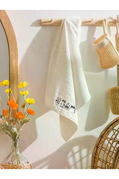 LC Waikiki Lcw Home Ecru Embroidered Face Towel 50X80 cm