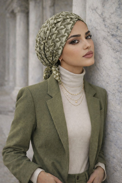 Aişe tesettür Bonetă încrucișată cu model de sparanghel