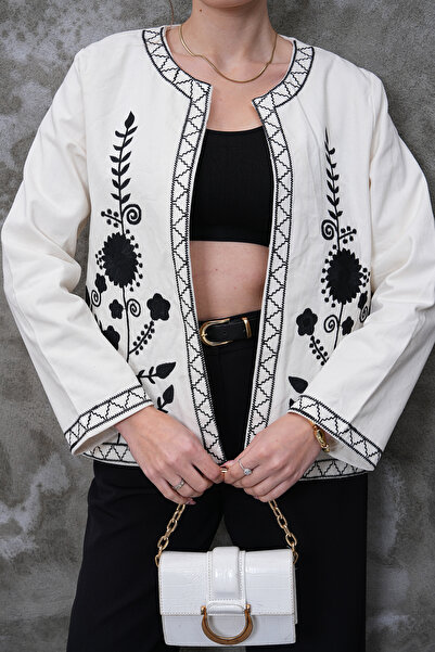 FancyWorld Ethnic Pattern Jacket with Collar Embroidery and Cotton Padding