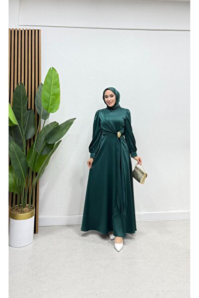 moda crn Elara Zarif Saten Broş Detaylı Tesettür Abiye