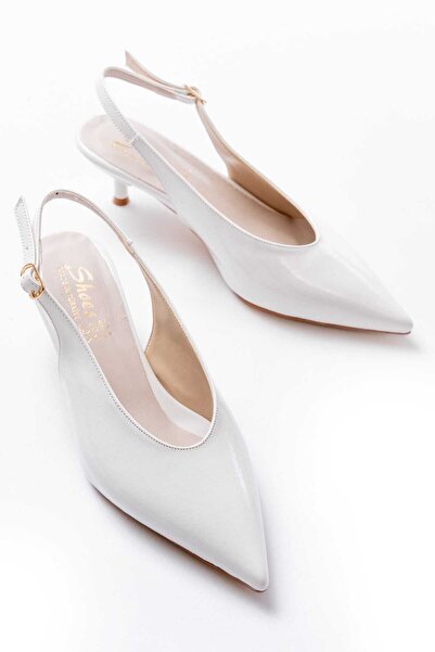 simplicity White Patent Leather Kitten Heel Shoes