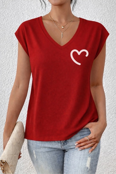 Deocept Women's Half Heart Printed V-Neck Loose Oversize T-Shirt