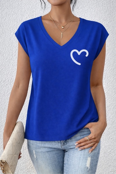 Deocept Women's Half Heart Printed V-Neck Loose Oversize T-Shirt