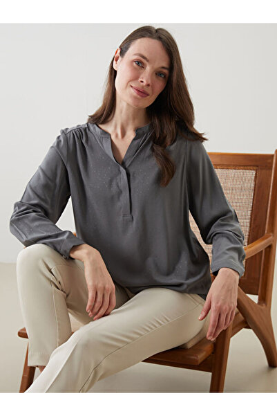 LC Waikiki بلوزة نسائية مطرزة بياقة كاشك روبا من RMZ GİYİM FARKIYA