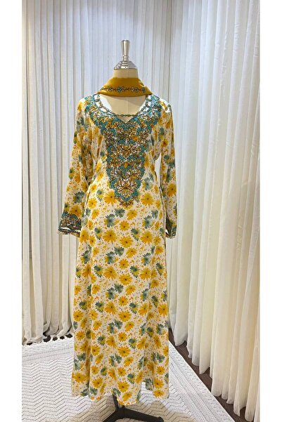 Sadeem Emirati Makhawir by offering it