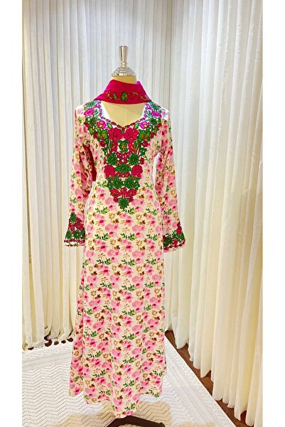 Sadeem Emirati Makhawir by offering it