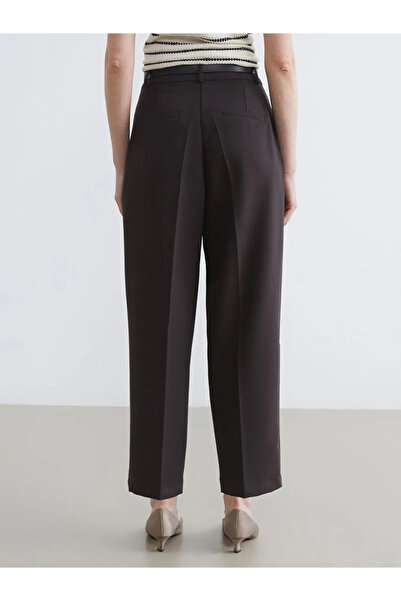 LC Waikiki Brown Cigarette Women's Pleated Trousers with Belt at the Waist