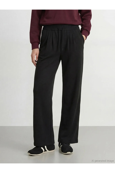 LC Waikiki Black Soft Touch Women's Sweatpants with Elastic Waistband