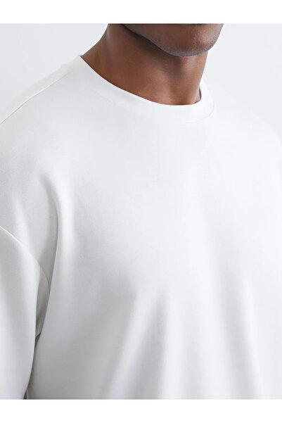 LC Waikiki Мъжка тениска с цилиндрична яка в цвят екрю