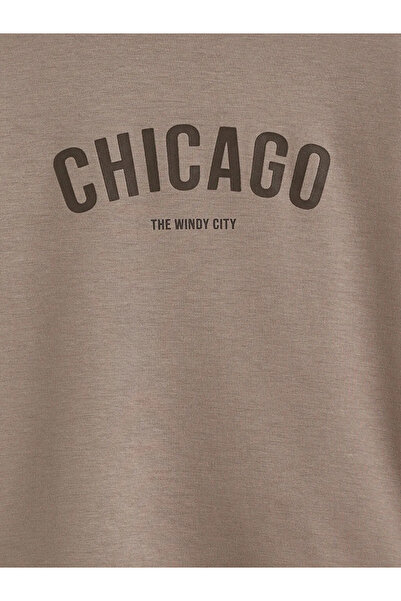 LC Waikiki Καφέ γυναικείο μπλουζάκι με στάμπα Chicago