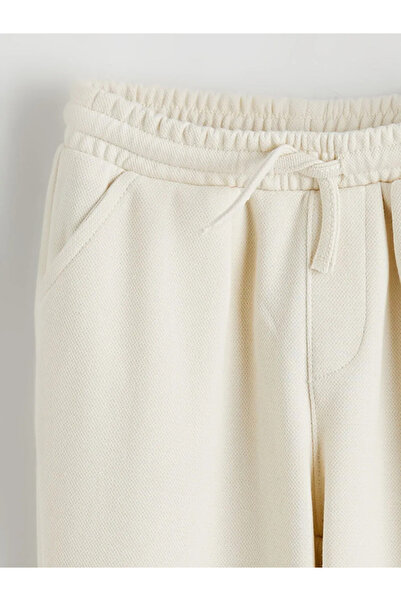 LC Waikiki Μπεζ ανδρικό παντελόνι με ελαστική μέση