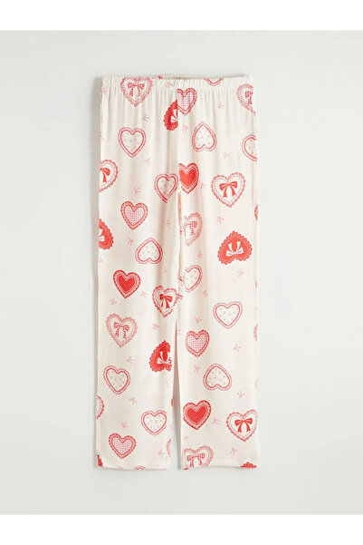 LC Waikiki Σετ γυναικείες πιτζάμες με στάμπα καρδιάς σε χρώμα εκρού