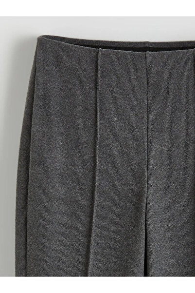 LC Waikiki Γυναικείο παντελόνι ανθρακί με ελαστική μέση και φαρδιά μπατζάκια