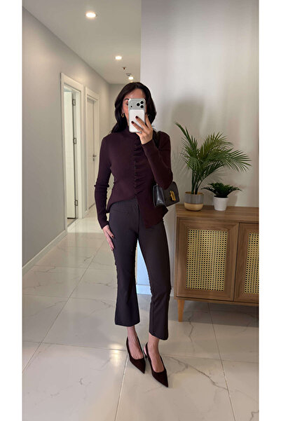 BİRCANÇİL Zr Nilla Brown Striped Trousers with Square Pocket Detail on the Front