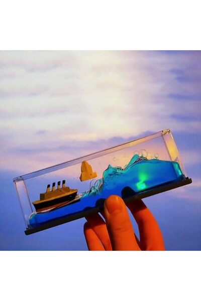 Generic Cruise Ship Model Decoration Acrylic Cruise Ship Mode Fluid Drift Bottle