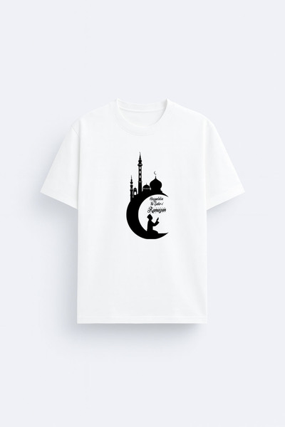 AYDESİGN تي شيرت أبيض برقبة دائرية مطبوع عليه عبارة "رمضان مبارك" من يارلي را...