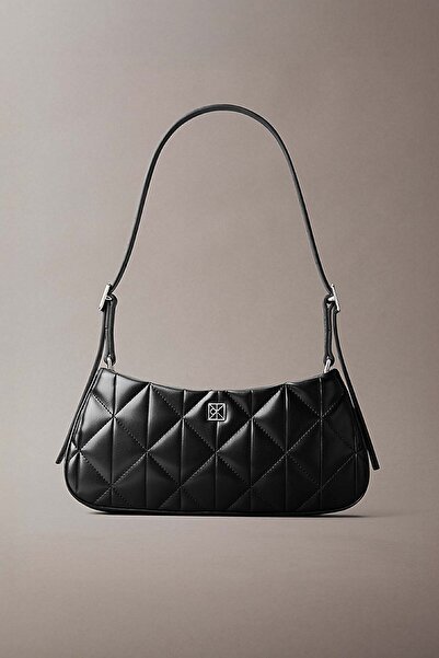 Calvin Klein Kadın Quilted Omuz Çantası - Siyah