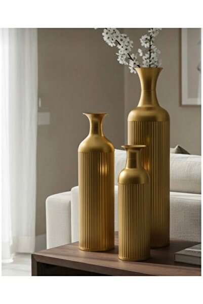 HomeNew طقم مزهريات ( فازات ) ذهبية ملكية – لمسة فخامة عصرية لمنزلك