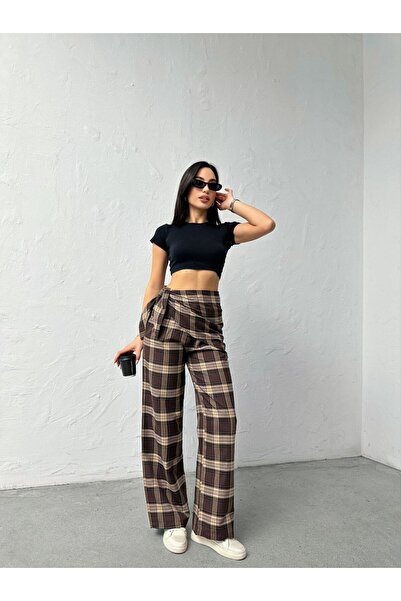 ZF BUTİK Pantaloni de damă în carouri, cu picior larg, maro, cu detaliu de le...