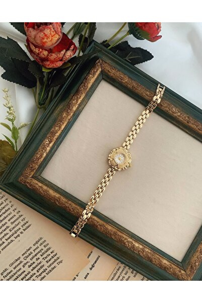 Choppers Daisy Flower Design Vintage Gold Women's Watch in Gift Box