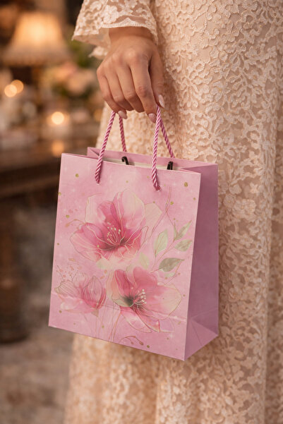 BİLGİ K K حقيبة هدايا فاخرة من الورق المقوى برباط ونقشة وردة وردية مقاس 18x23...