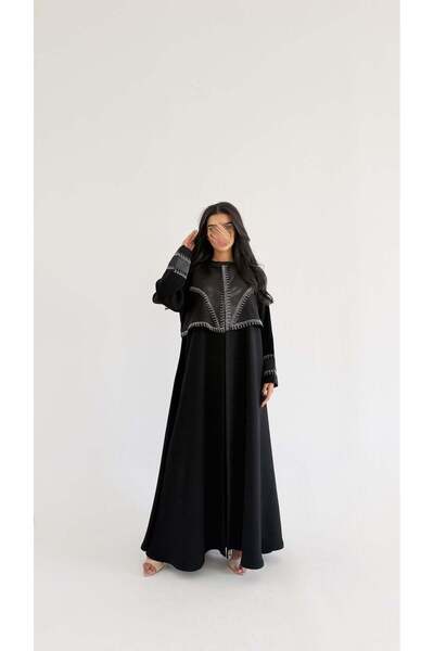 AYA MWT1098 - عباية اسود بتطريز ابيض